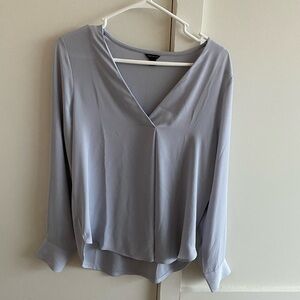 Ann Taylor V Neck Long Sleeve Light Blue Top
Size Small